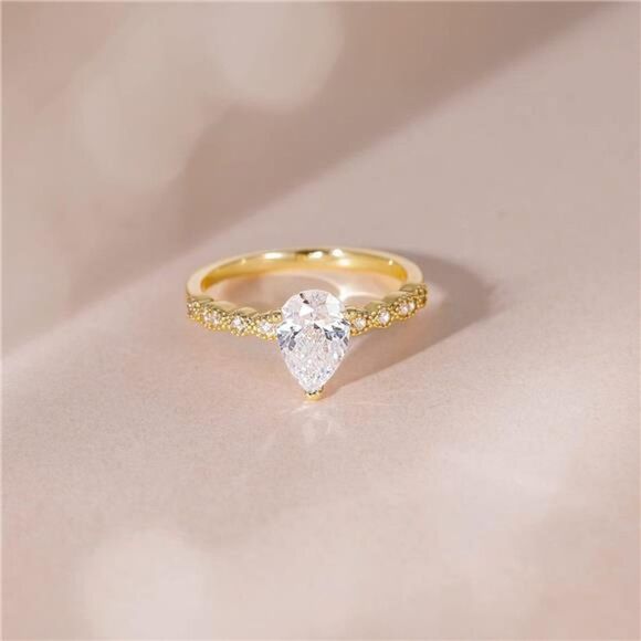 Gold Cubic Zirconia Ring 1.5CT Diamond Teardrop Engagement Ring Pear Shape Size6 - Picture 1 of 8